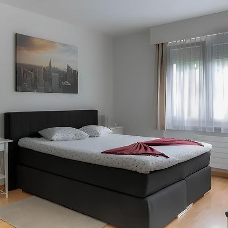 Modern Apartments In The Heart Of Losanna Esterno foto