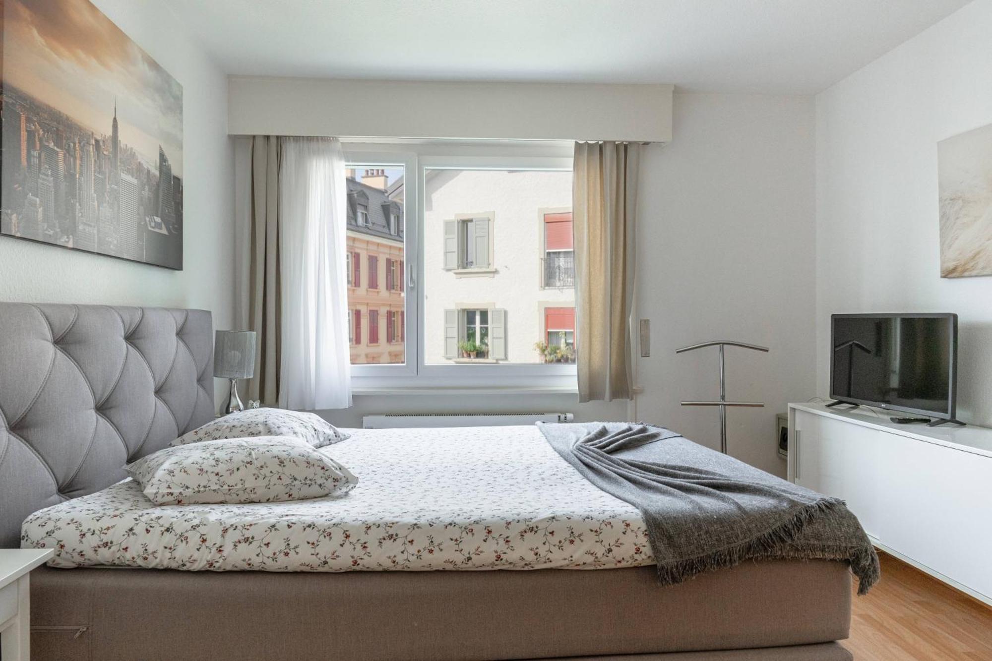 Modern Apartments In The Heart Of Losanna Esterno foto