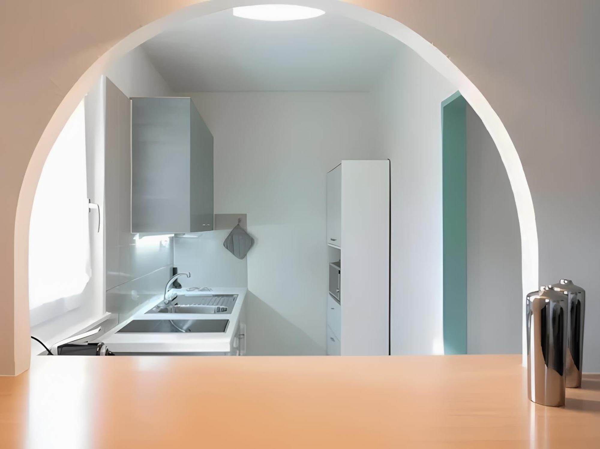 Modern Apartments In The Heart Of Losanna Esterno foto